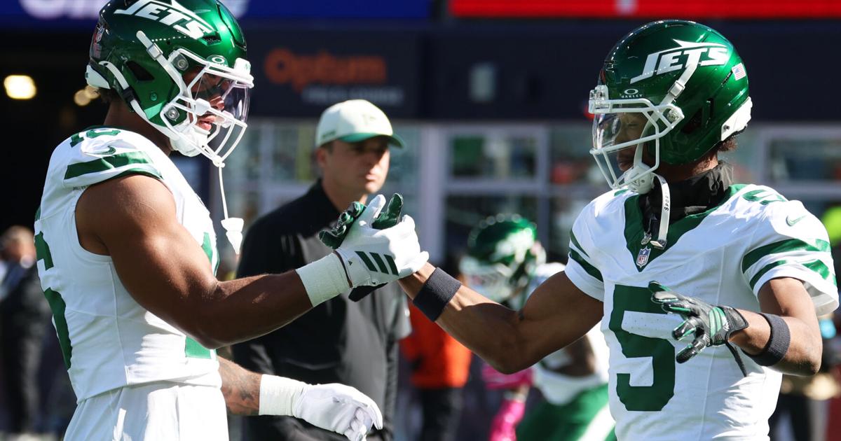 Square Off Pro Features Jets face a 'huge' home test vs. winless Dolphins as AFC East rivals ...