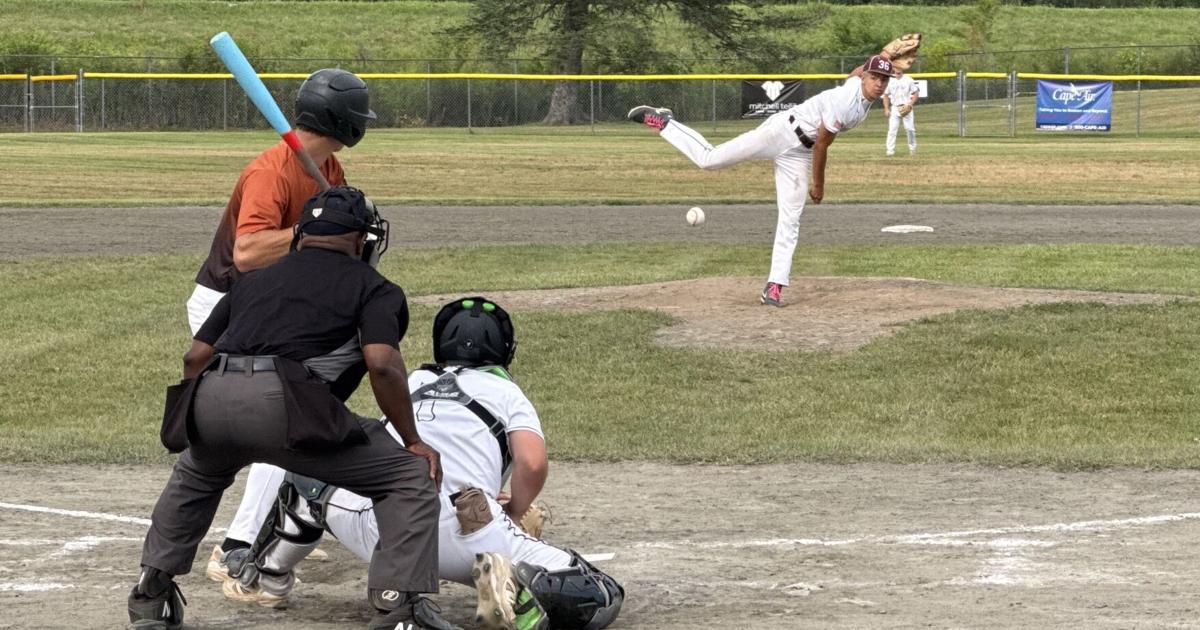 Essex, Lyndon stay unbeaten in tourney