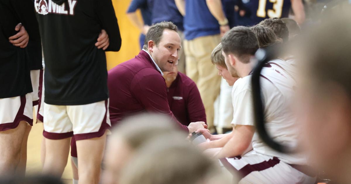 Eaton takes the reins of RHS girls hoop team | Local Eaton takes the reins of RHS girls hoop team | Local