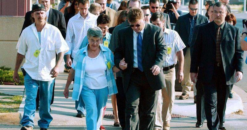 Wichita's infamous BTK serial killer pleads guilty to 10 murders | News ...