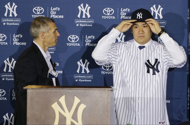 Tanaka chooses Yankees in $155 million deal