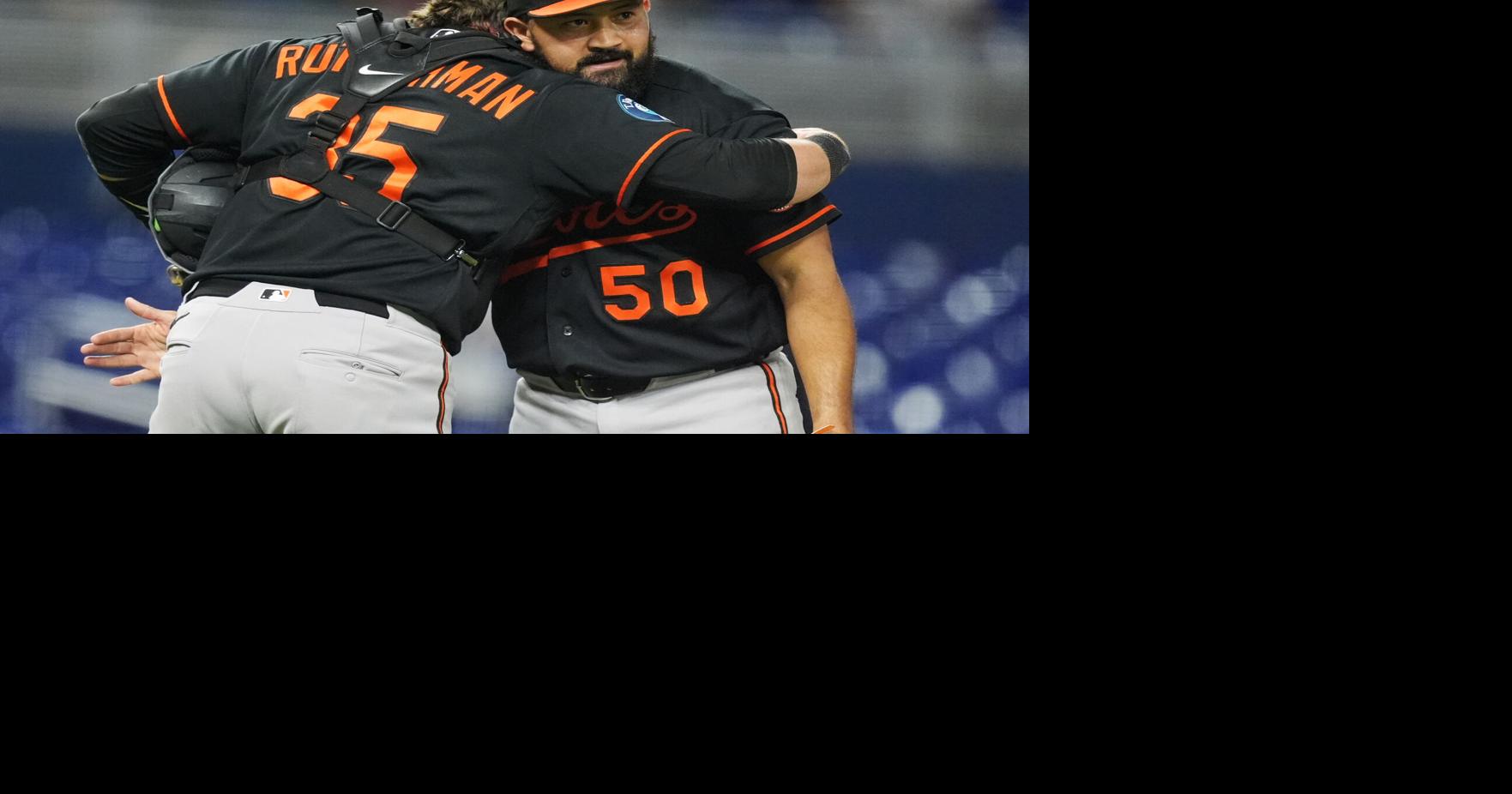 Rutschman's go-ahead, pinch-hit single in ninth helps lift Orioles past Marlins 9-7