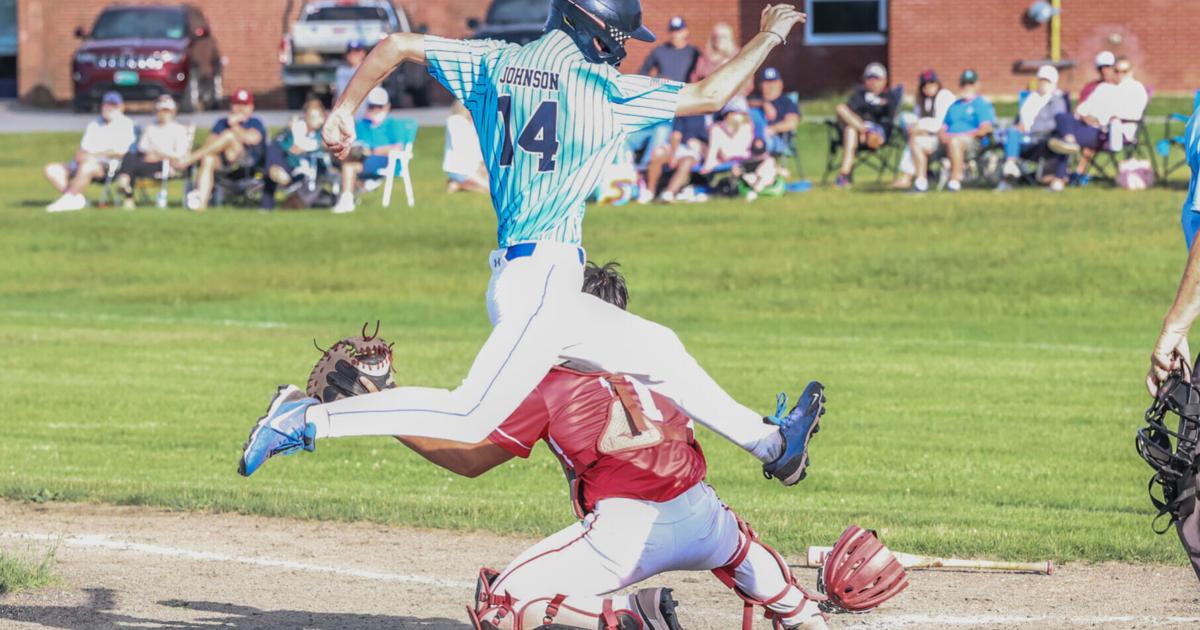 Jamieson walks it off for Lakes