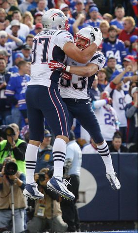 Patriots Rout Broncos 45-10