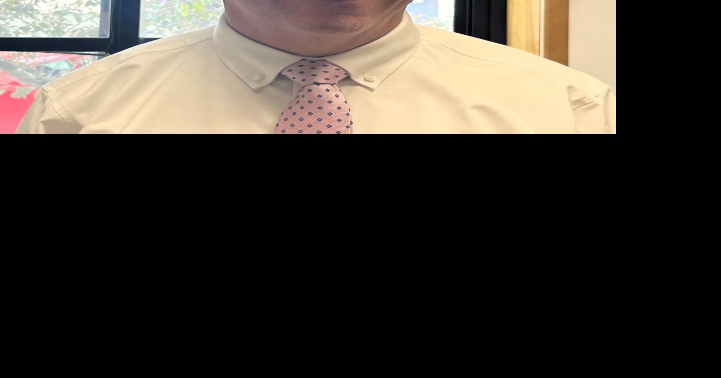 Rutland High School Associate Principal Steve Sampson to retire after 31 years