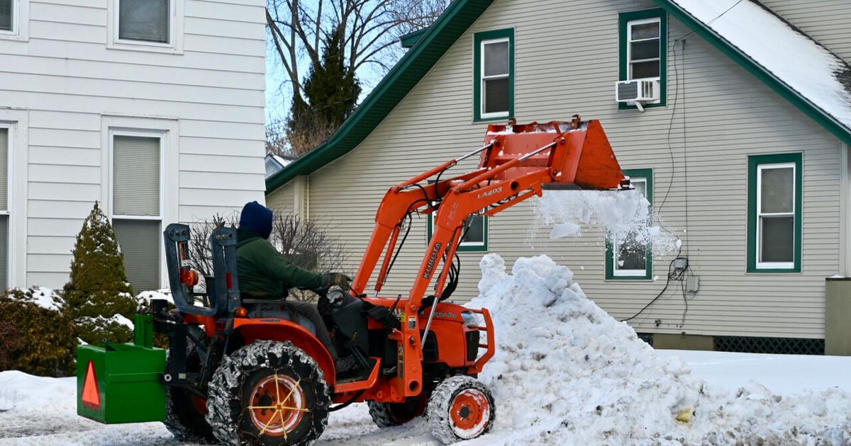 Diggin Out Diggin out | Snapshots | rutlandherald.com