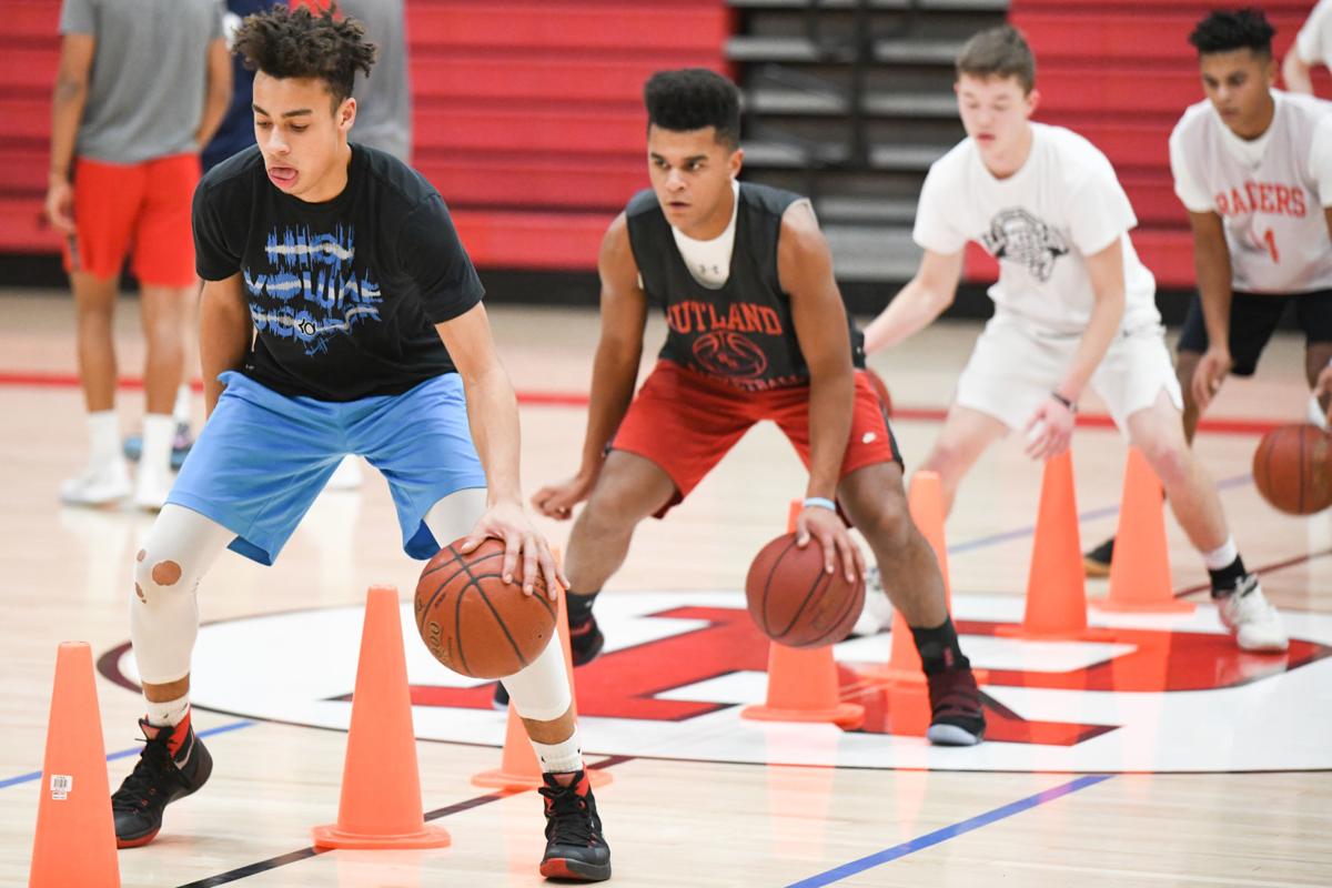 Next Man Up Area Boys Teams Prep For Hoop Season Slider