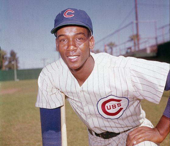Chicago Cubs baseball legend Ernie Banks dies at 83