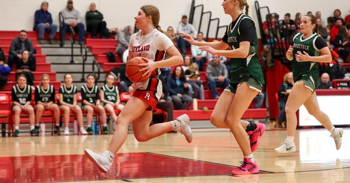 Leichtnam hired as Rutland girls basketball coach