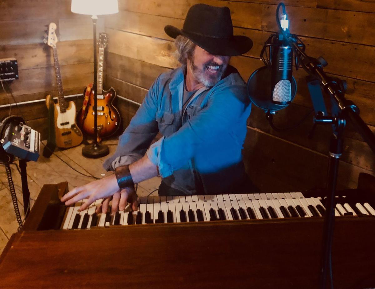Uniting North And South John Fusco Hits A Dream Blend On New Double Album Vermont Arts Rutlandherald Com Uniting North And South John Fusco Hits A Dream Blend On New Double Album Vermont Arts Rutlandherald Com