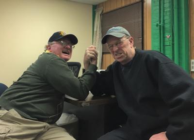 Tom Bob arm wrestle