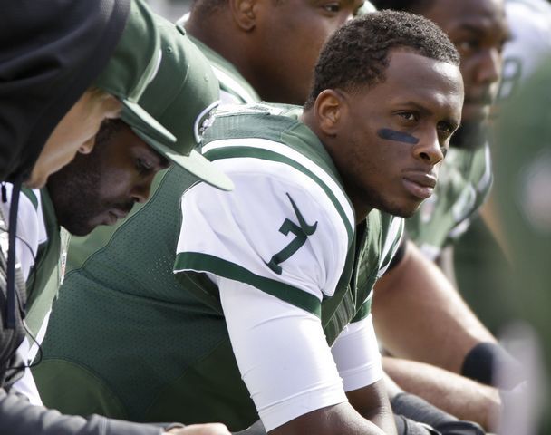 Geno Smith Injury: Updates on Jets Star's Jaw After Locker Room