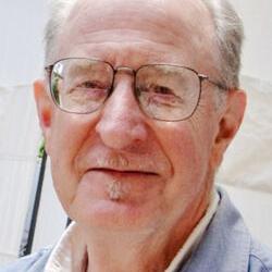Ушел из жизни 88-летний Дэвид Клок, известный экономист и кларнетист