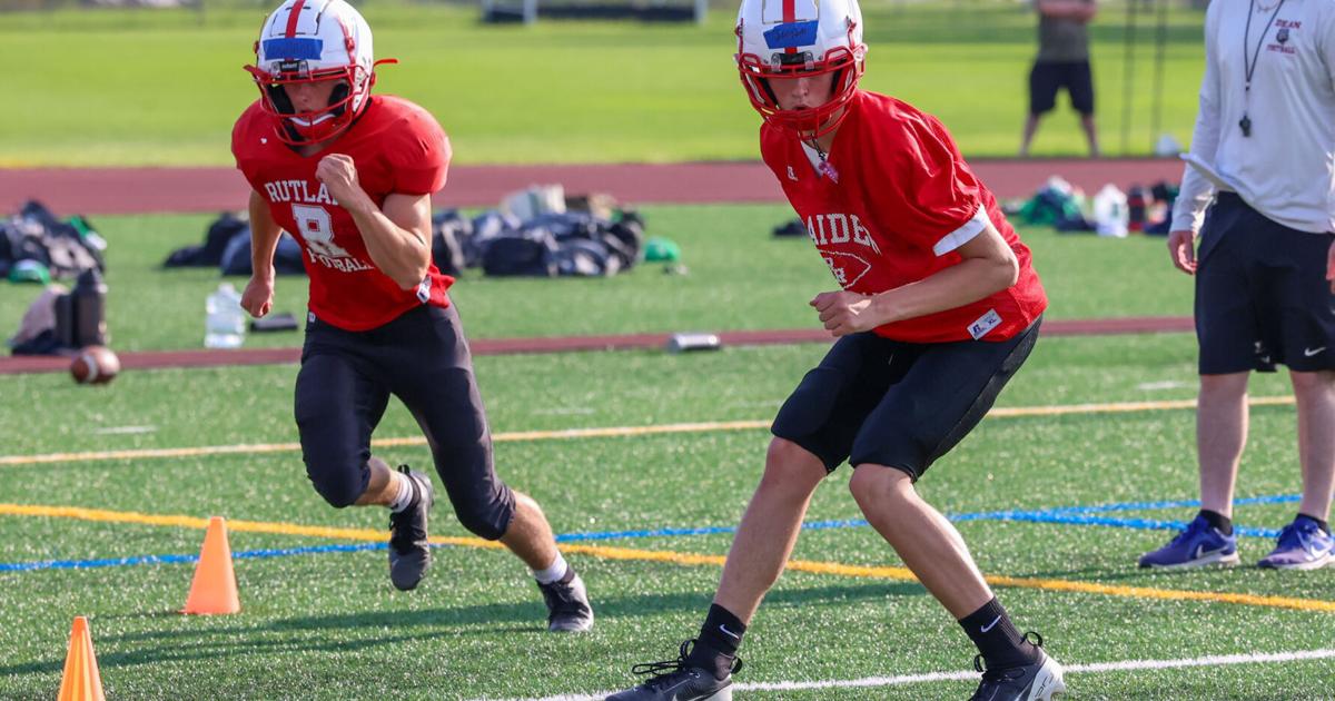 Feeling his 'Oates' on opening night of camp