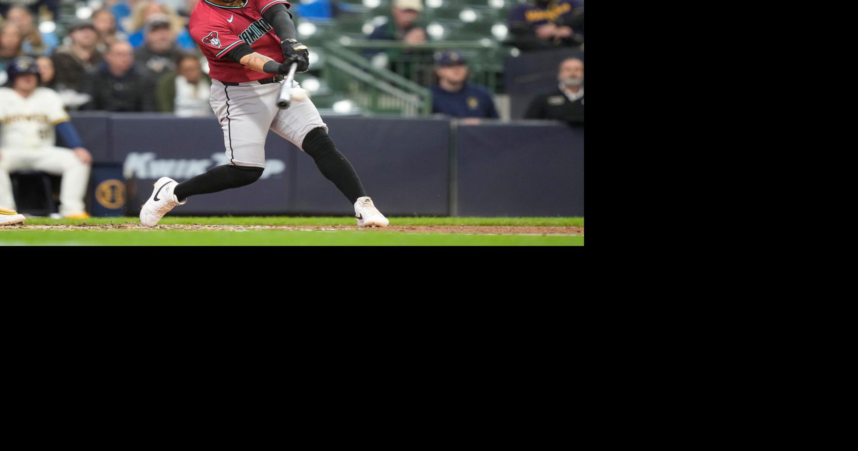 Arizona's Ildemaro Vargas sets record for Venezuela-born player with a 27-game hit streak