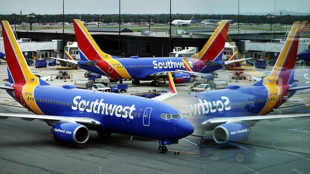 Southwest Airlines wins love from plus-size passengers for free extra-seat  policy