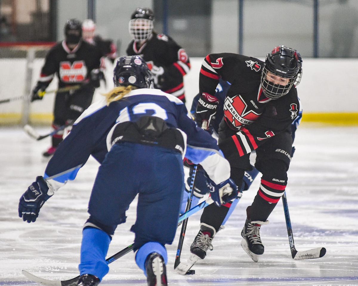 Marblehead at Peabody girls varsity hockey game