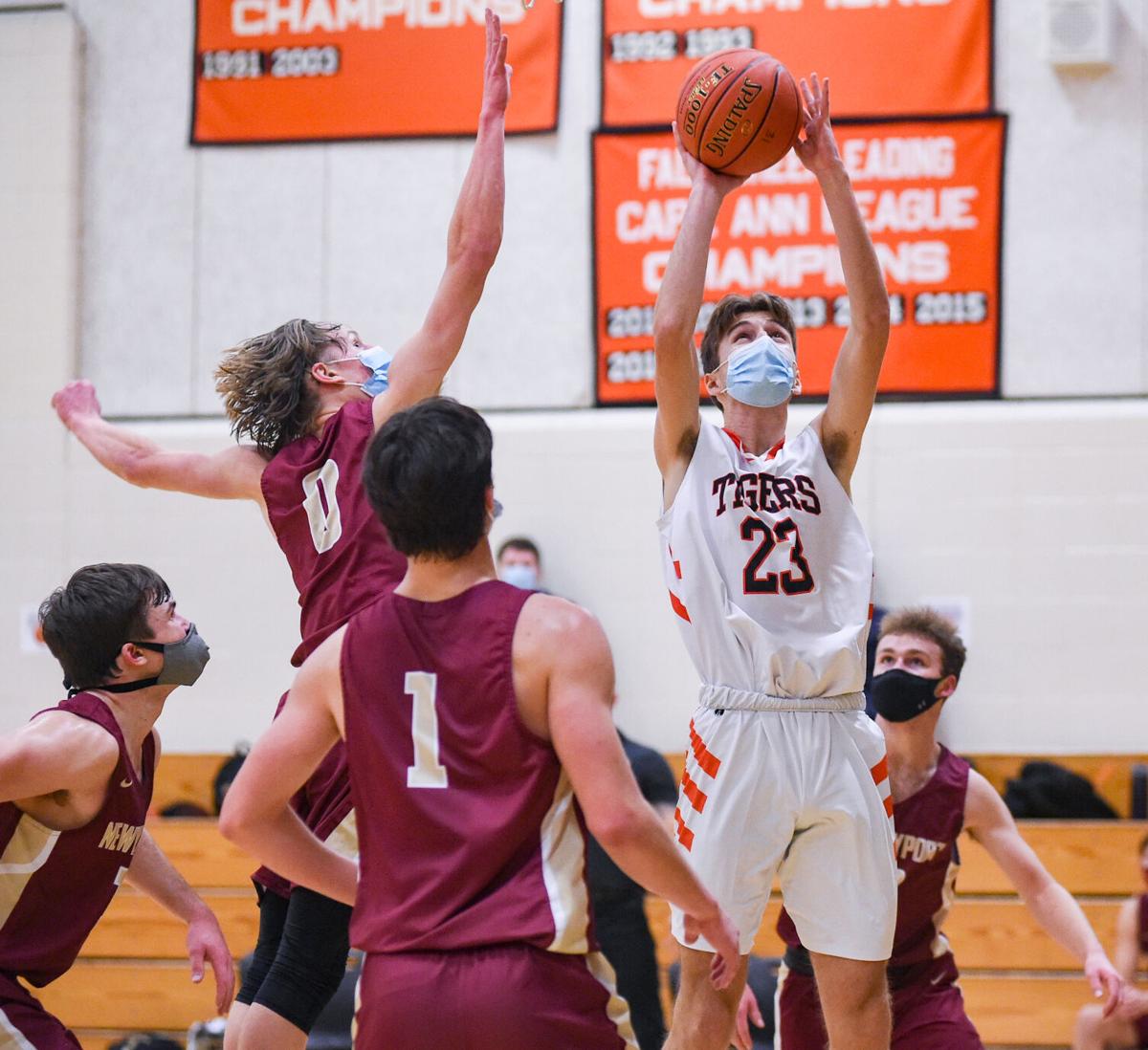 Newburyport at Ipswich boys varsity basketball game