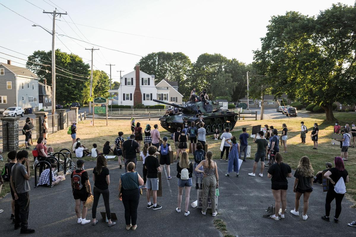 March and rally against mayor and Salem City Council