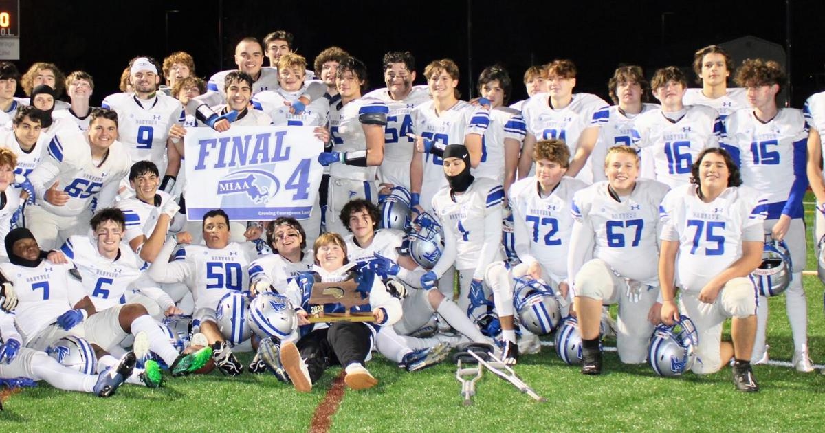 Danvers football blanks Dedham; advances to Division 5 Final Four ...