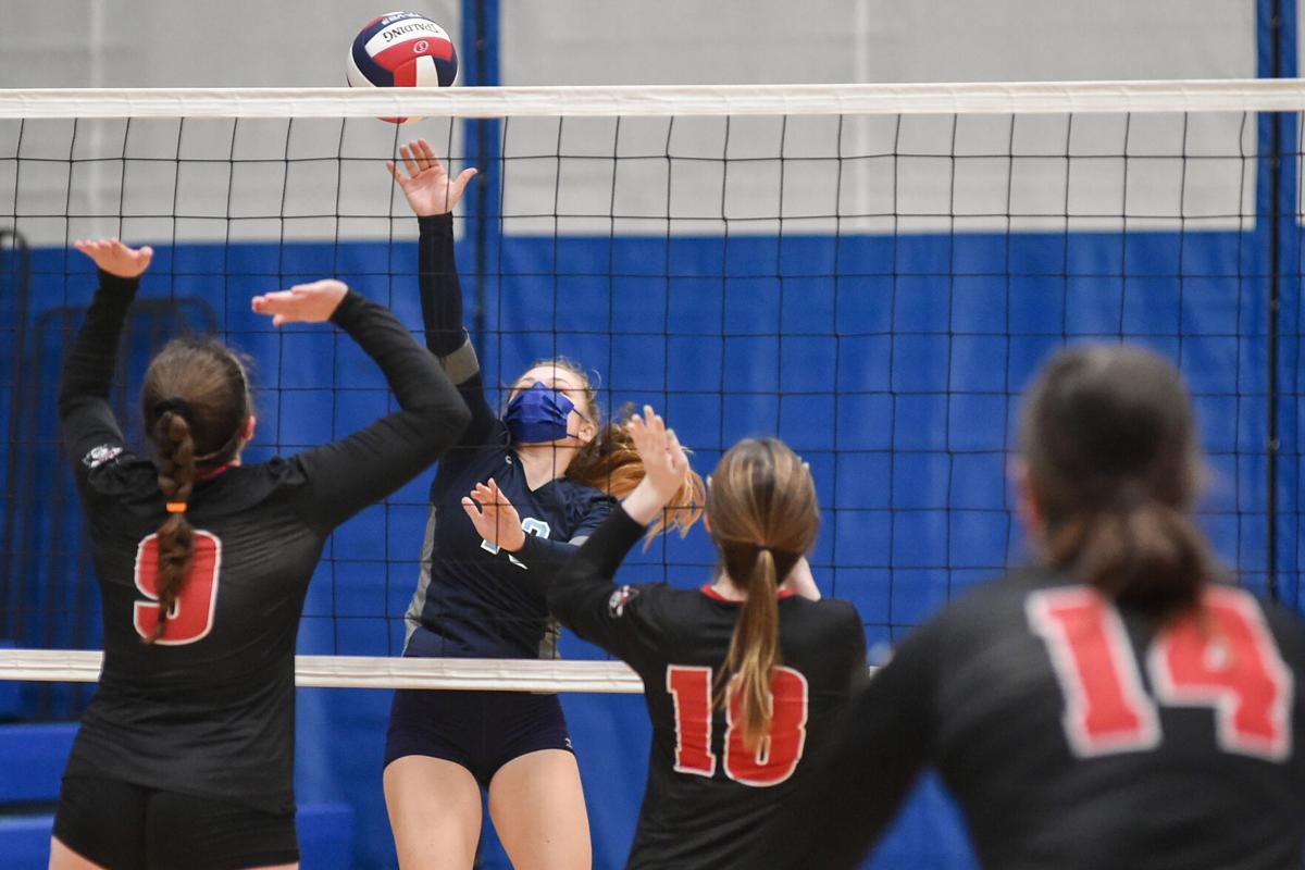 Salem at Peabody girls varsity volleyball game