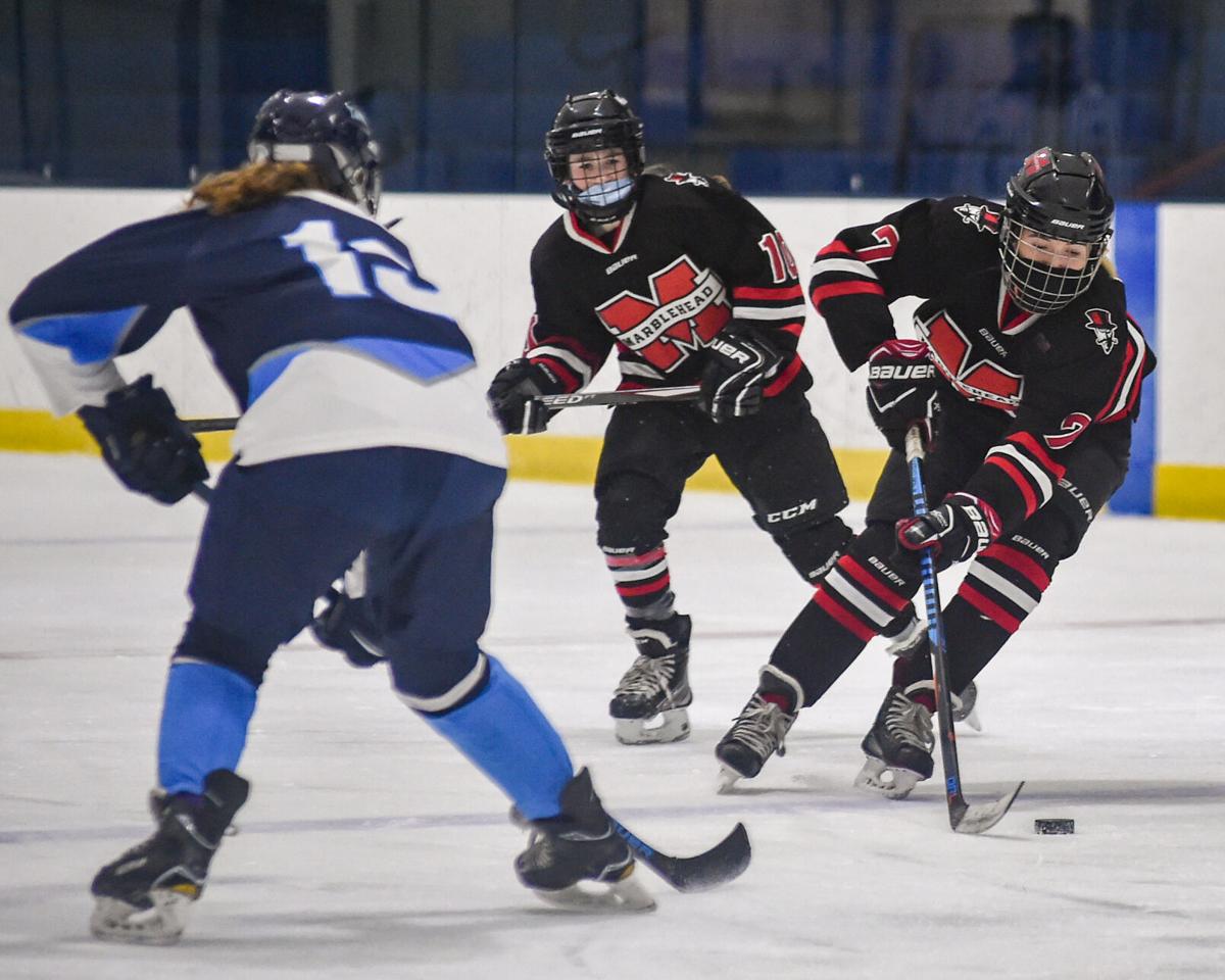 Marblehead at Peabody girls varsity hockey game