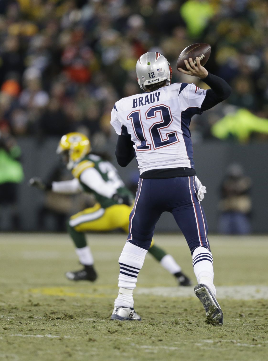 New England Patriots' Tom Brady throws during the second half