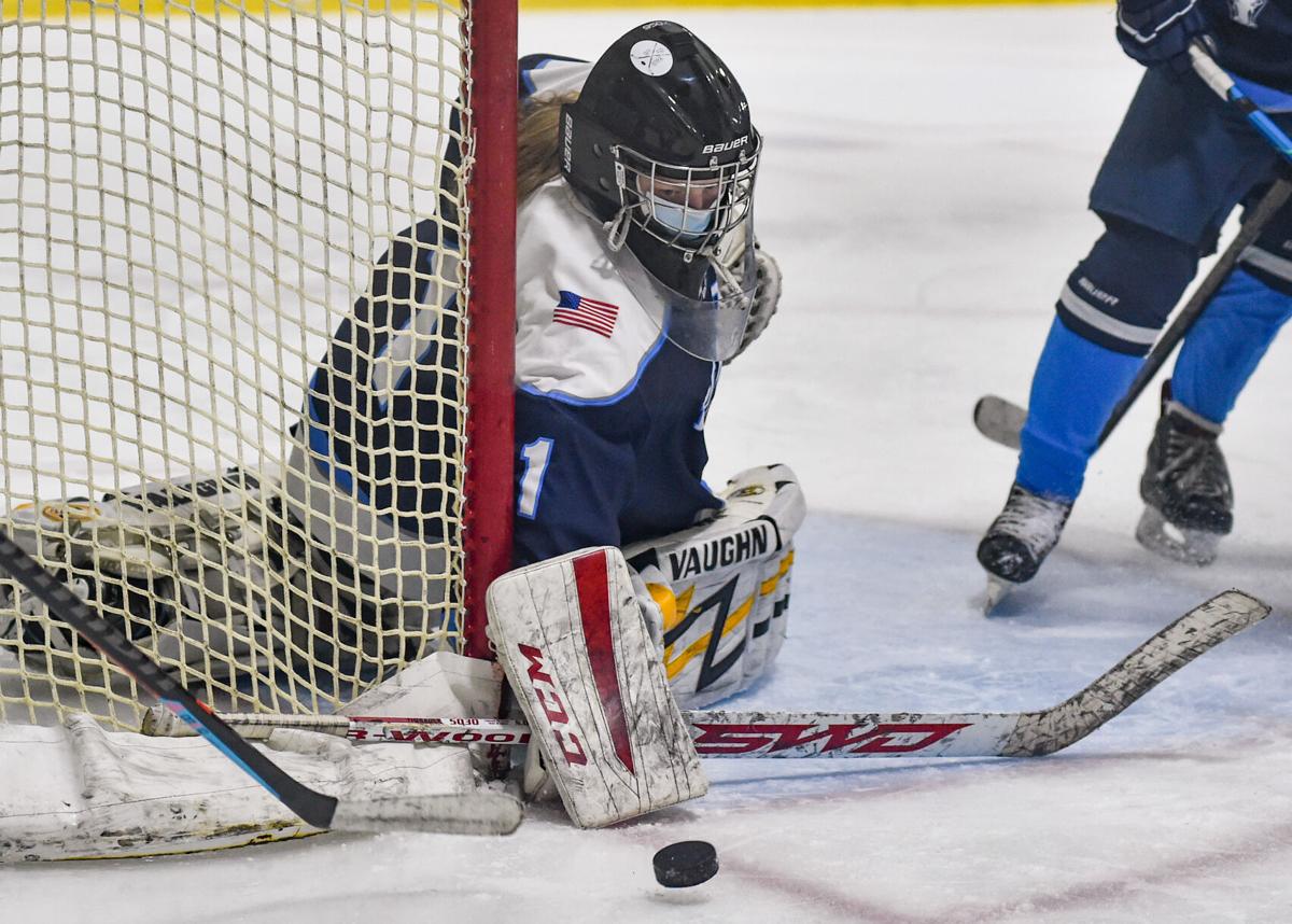 Peabody girls varsity hockey vs. Newburyport