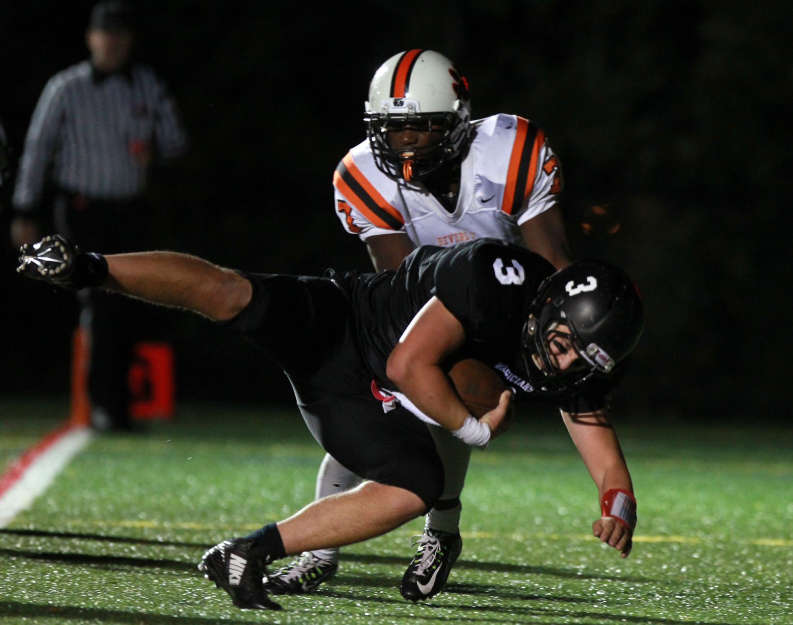 Beverly Vs Marblehead NEC Football Photo Slideshow | Gallery ...