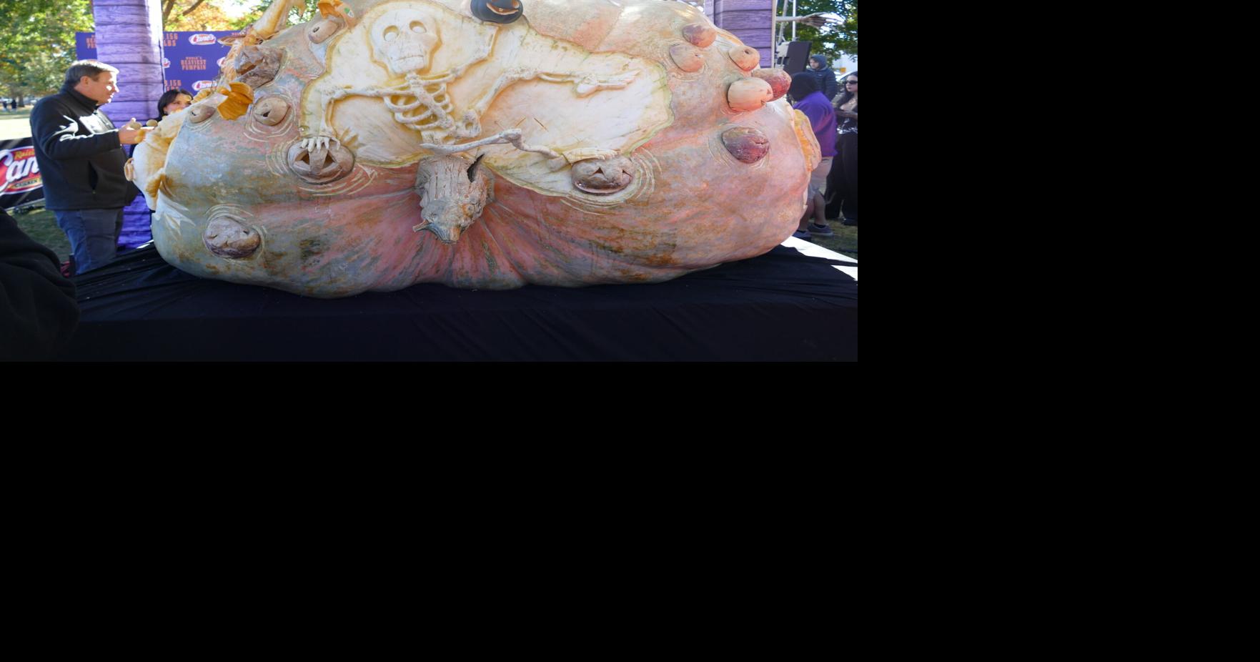 The 3,156-pound pumpkin