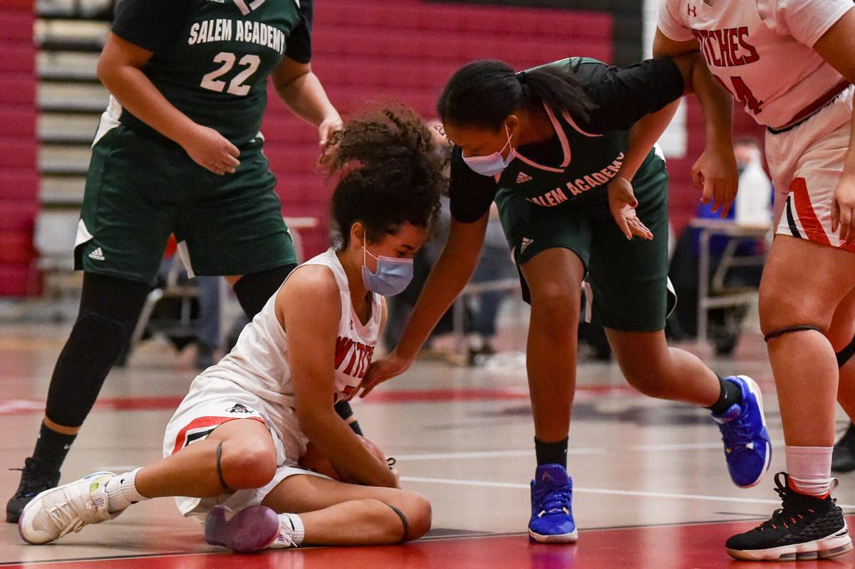 SLIDESHOW Salem High win seasonopener against Salem Academy in girls