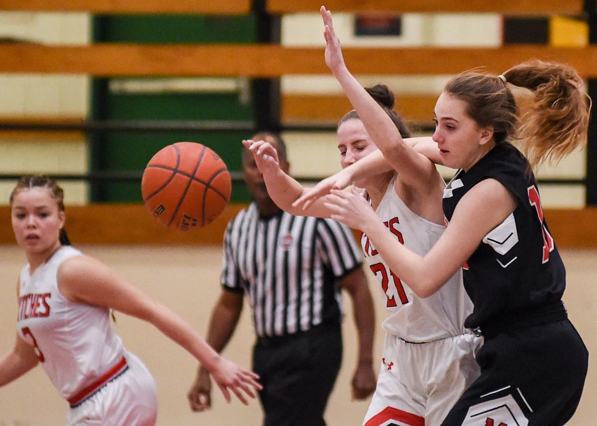 Slideshow Marblehead Vs Salem Girls Basketball Salemnews Com