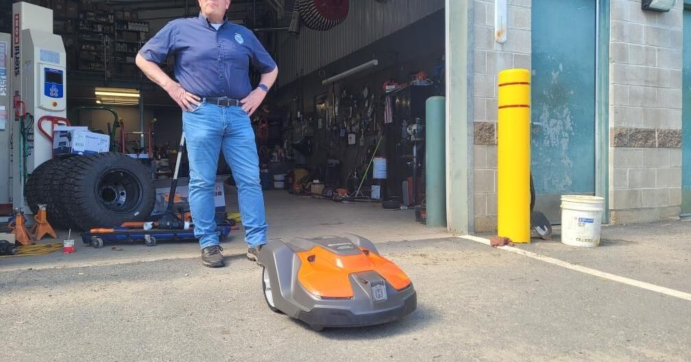 Topsfield deploys robotic mowers to maintain fields, green spaces in town - Vimarsana News