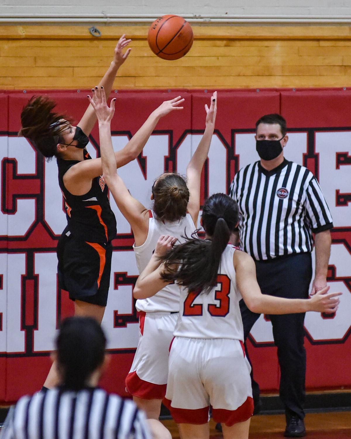 Beverly at Masconomet girls varsity basketball game