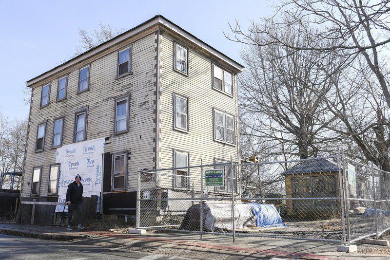 Historic house renovation sparks some fears, controversy Local News