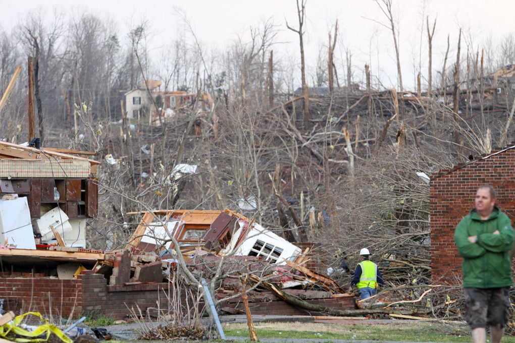 SLIDESHOW: Tornadoes ravage Indiana towns, killing 8 | News | salemnews.com