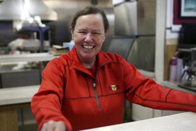Ma Duke To Serve Thanksgiving Meals To Hundreds Displaced In Lawrence Local News Salemnews Com