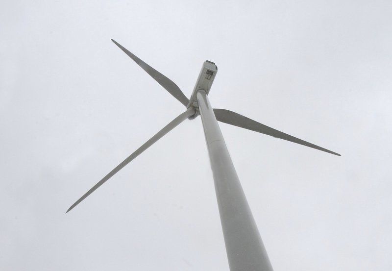 Leaks stall turbines, Gloucester's wind Business