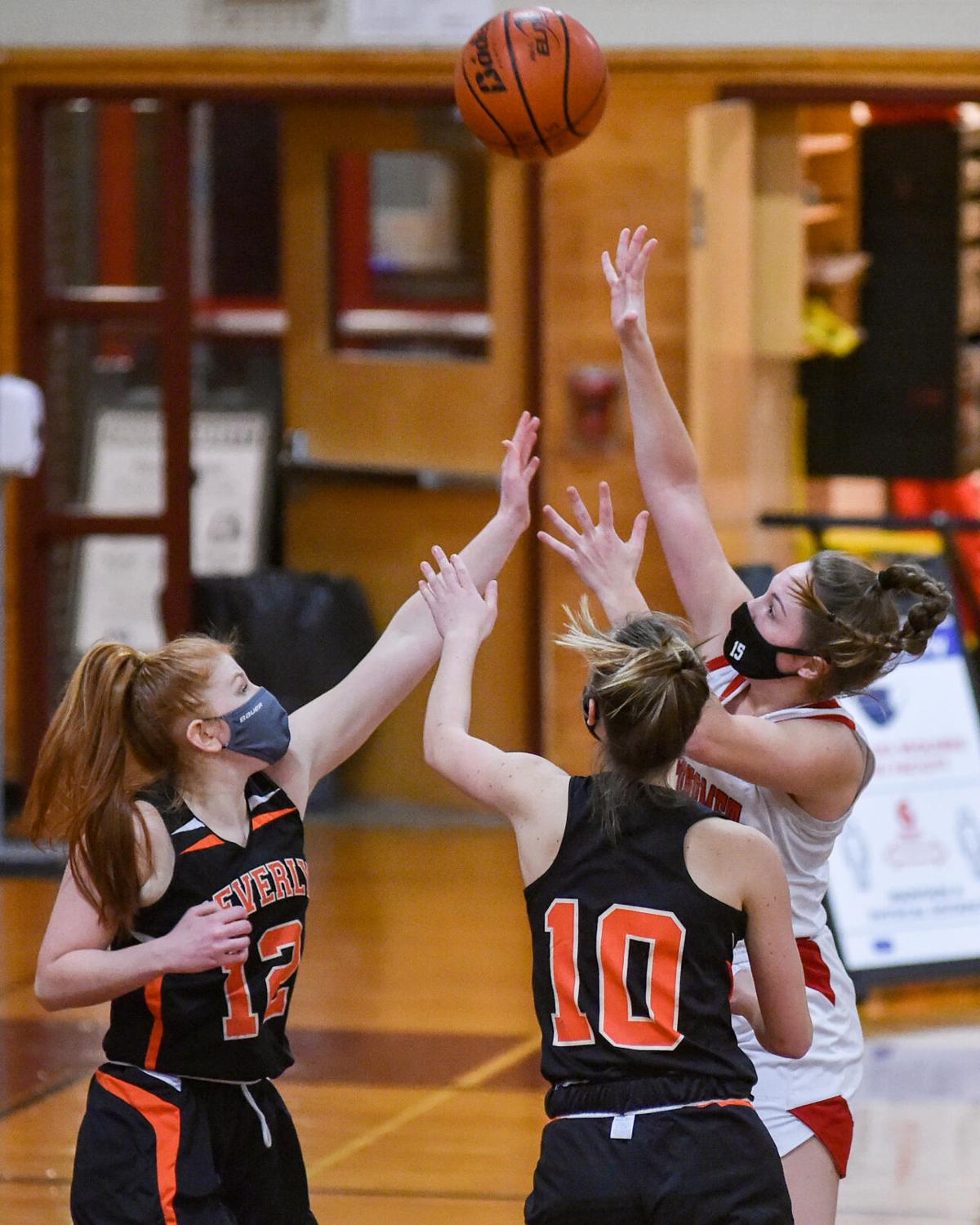 Beverly at Masconomet girls varsity basketball game