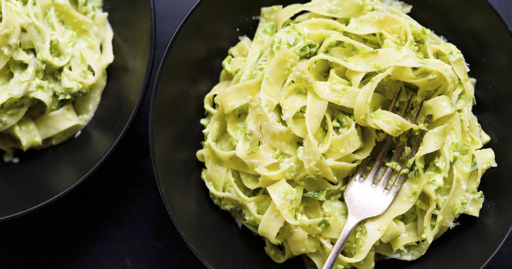 Asparagus pasta defined by textural contrast - Vimarsana News