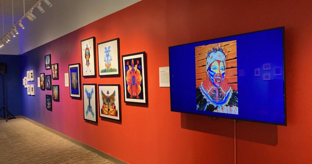 Thirty-year retrospective on display - Vimarsana News