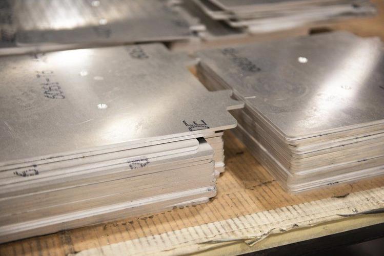 Moving metal Salem Metal celebrates new 75,000squarefoot space in