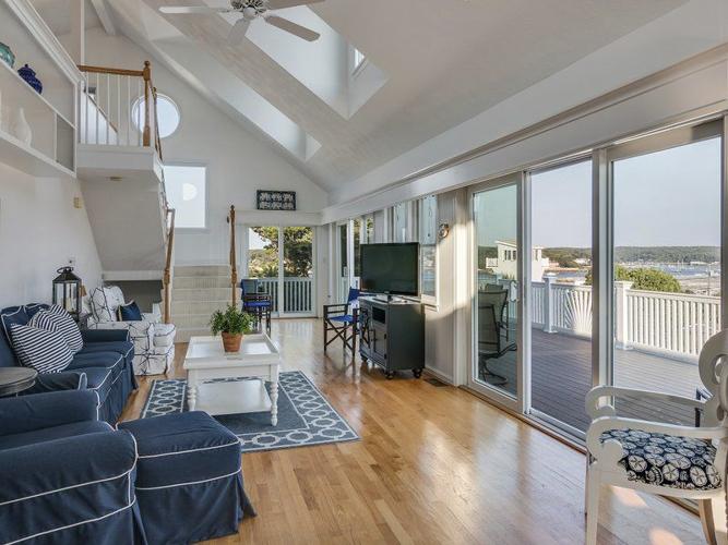 Coffins Beach contemporary Cape to see it is to believe it Homes