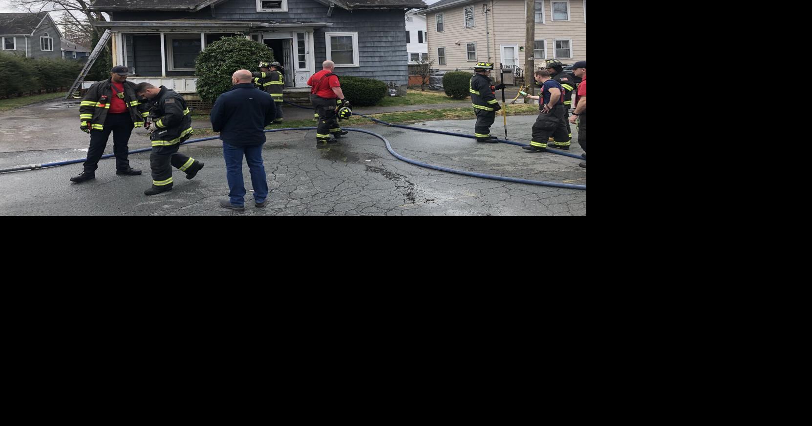 Neighbor rescues woman from burning house | Local News | salemnews.com