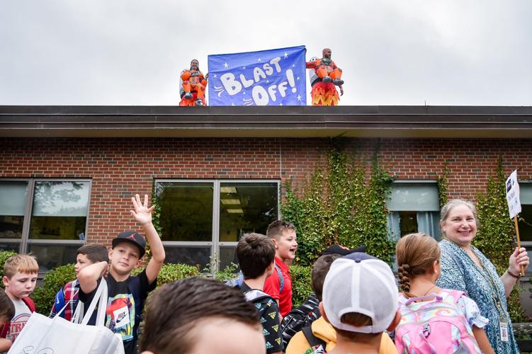 SLIDESHOW First Day of School at Centerville Elementary School