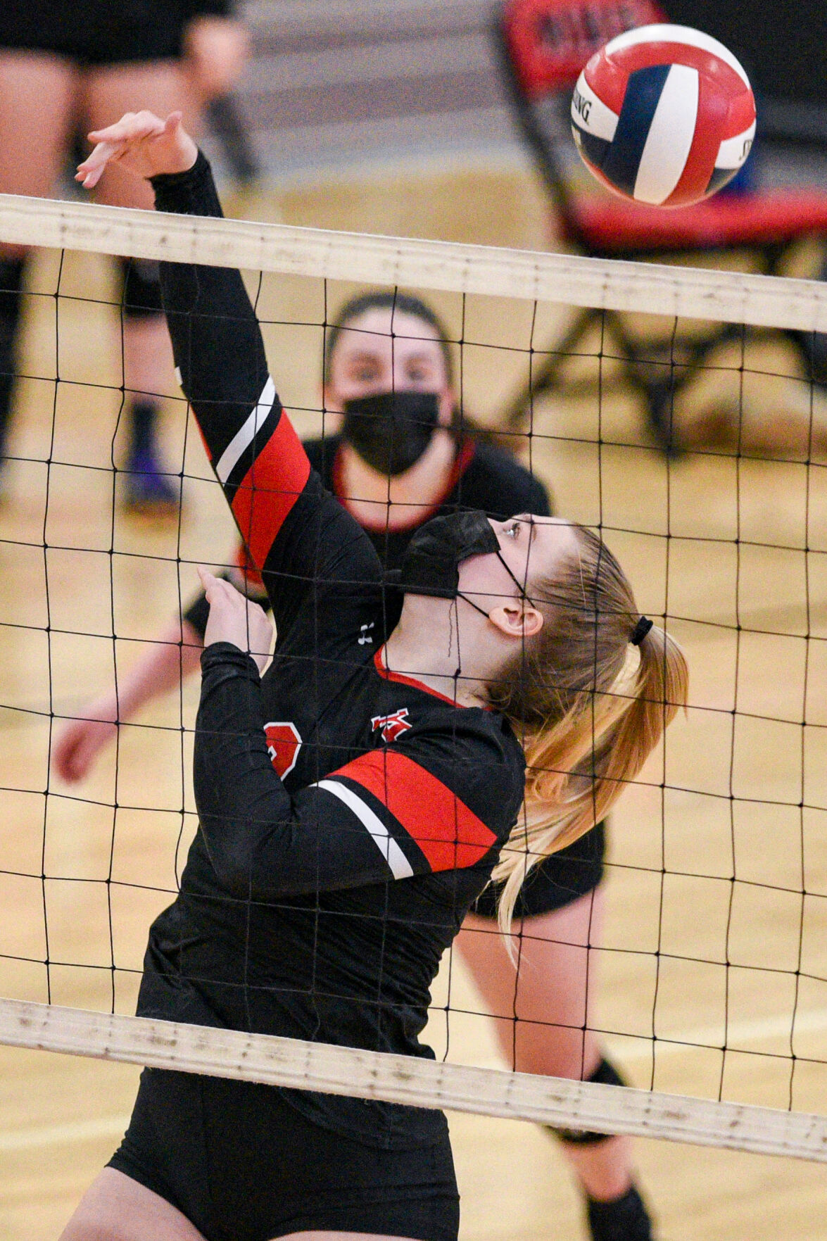 Peabody at Marblehead girls varsity volleyball match