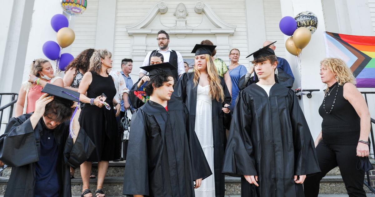 Recovery Graduation Program SLIDESHOW: 2021 Northshore Recovery High School Graduation | Community ...