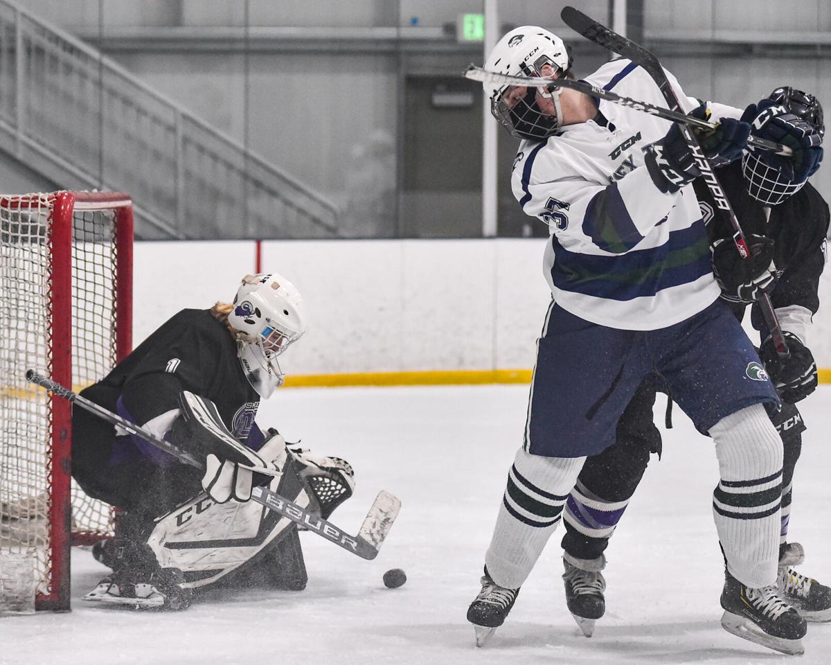 Essex Tech boys varsity hockey vs. Shawsheen