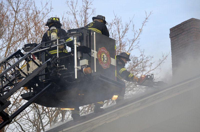 Up To A Dozen Displaced By Salem Fire | Local News | Salemnews.com