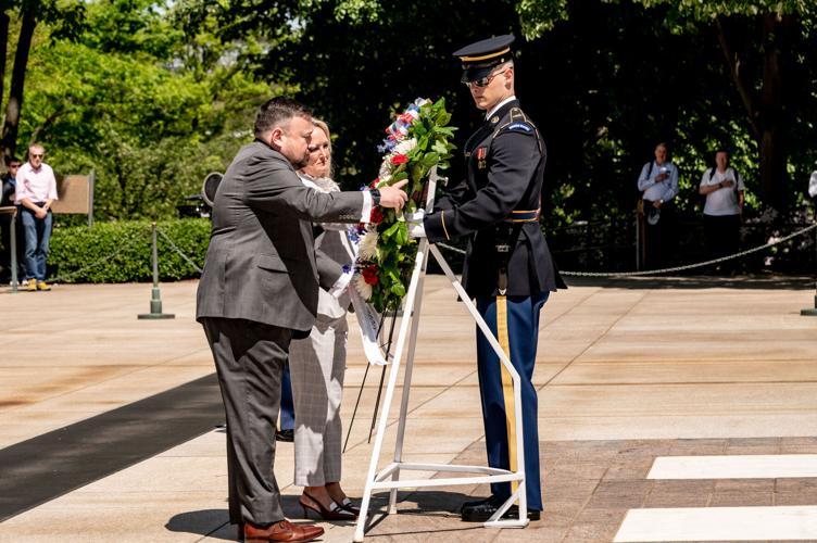Danvers funeral directors place wreath at Tomb of Unknown Soldier